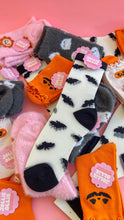 Load image into Gallery viewer, Jack Face Pumpkin Socks