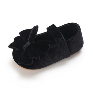 Black Velvet Bow Shoes (Babies)