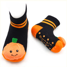 Load image into Gallery viewer, Pumpkin Rattle Socks (Babies)