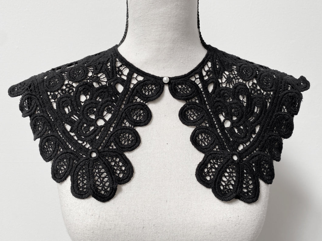 Mourning Collar in Black (Adults)